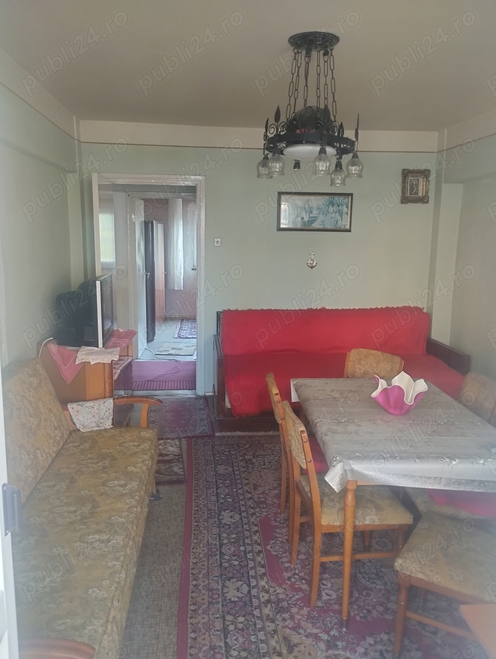 Apartament 2 camere decomandat, etajul 1,  Calea Bucuresti