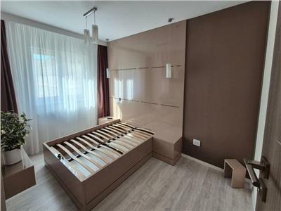 Apartament 4 camere Centrul Civic