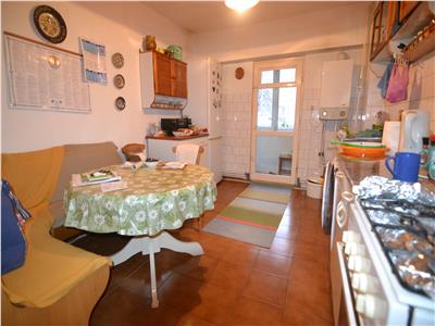 Apartament 3 camere ,2 bai Judetean